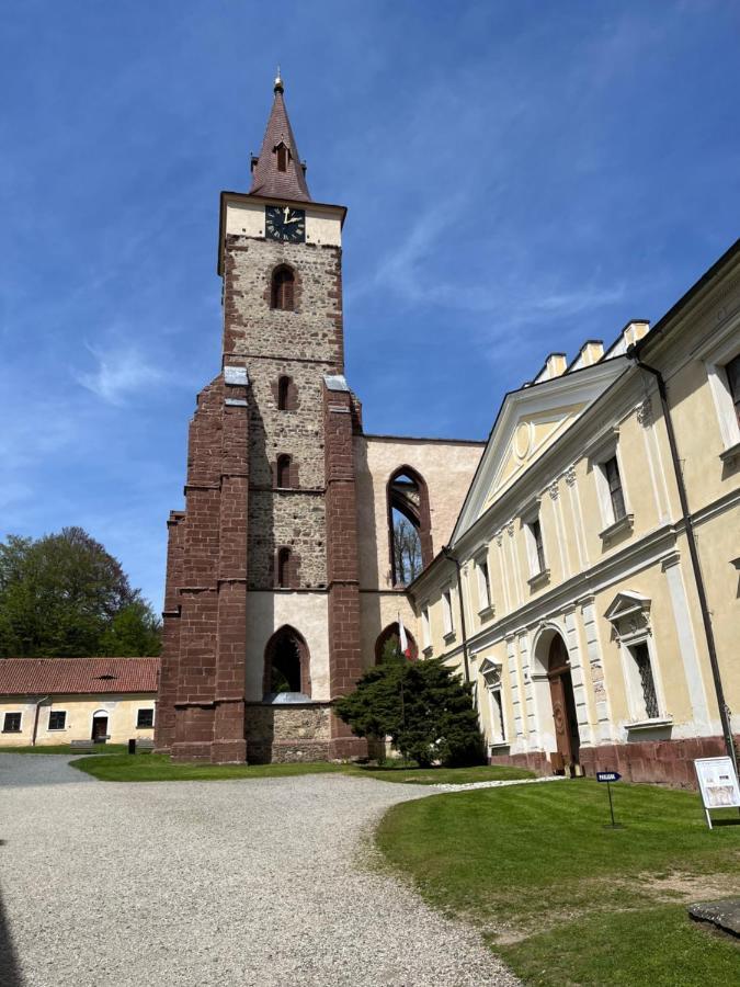 Apartmany U Reky Sazava Luaran gambar